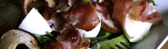 Pear, bacon and avocado salad