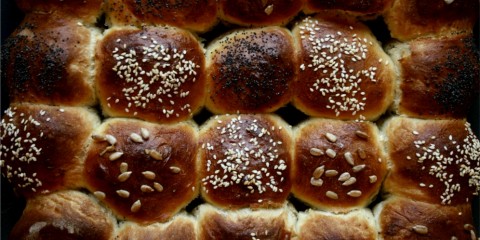 mixed seed bread rolls