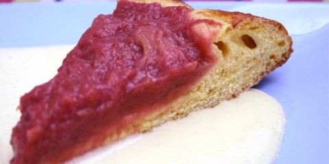 rhubarb, saffron and raspberry sweet pizza