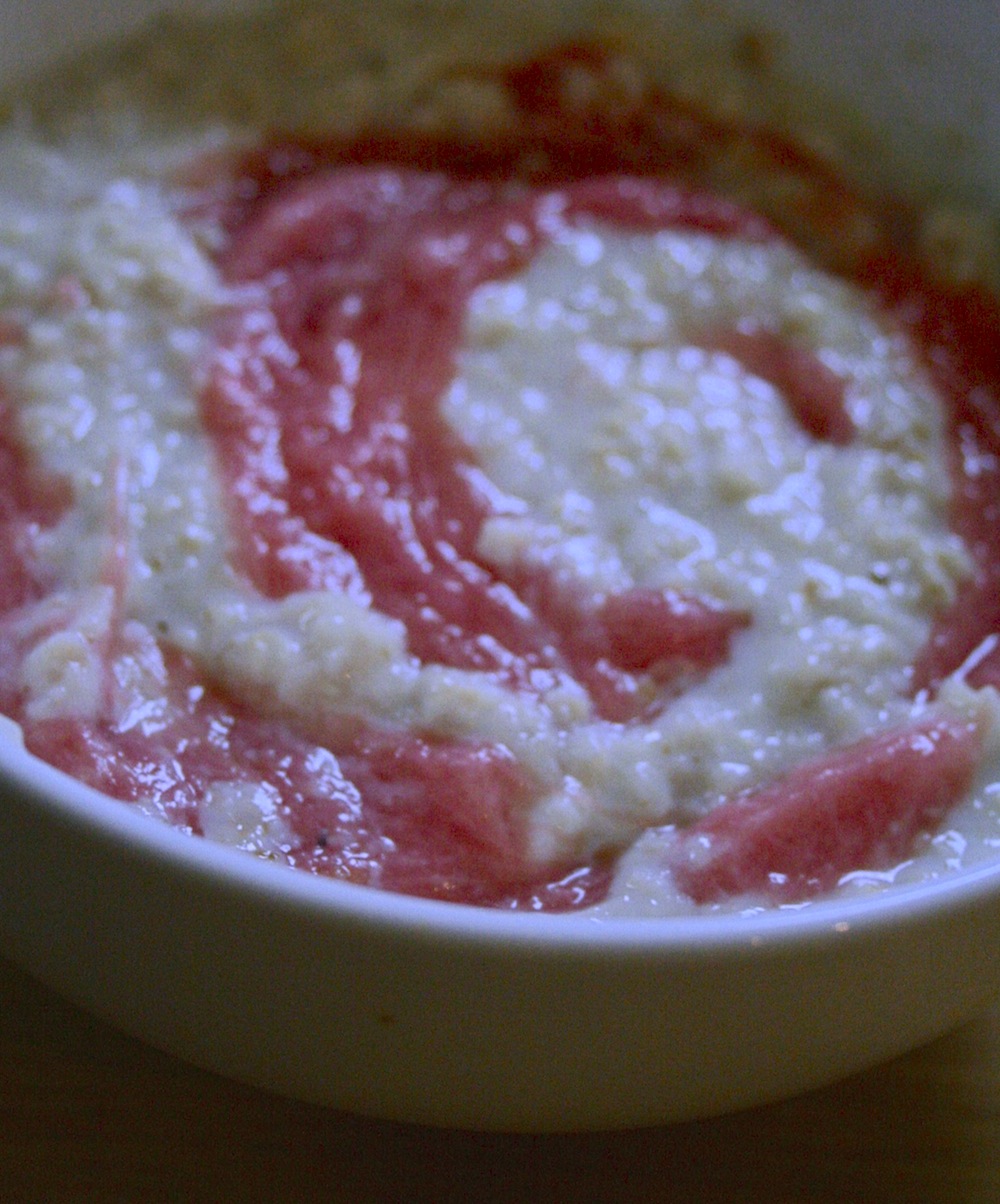 rhubarb porridge