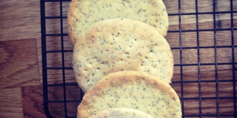 fennel and poppy seed cracker