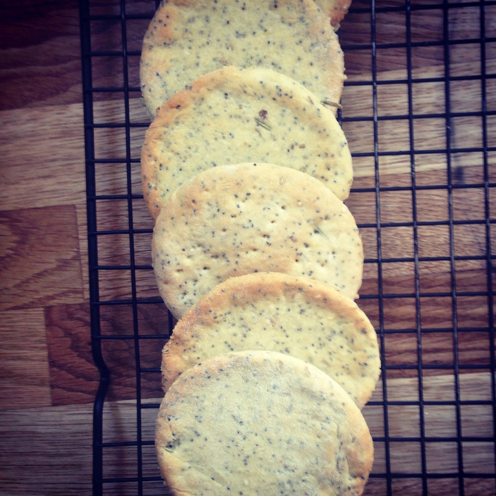 fennel and poppy seed cracker