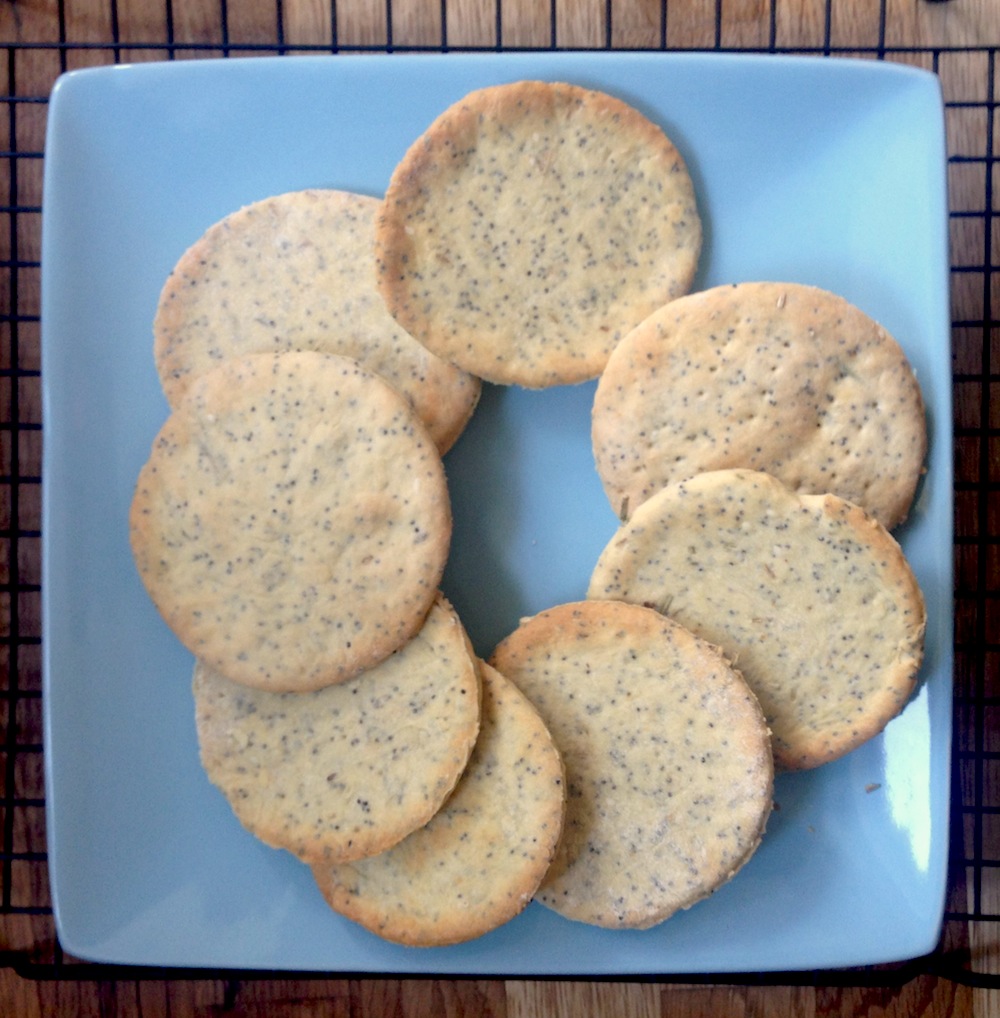 fennel poppy seed cracker