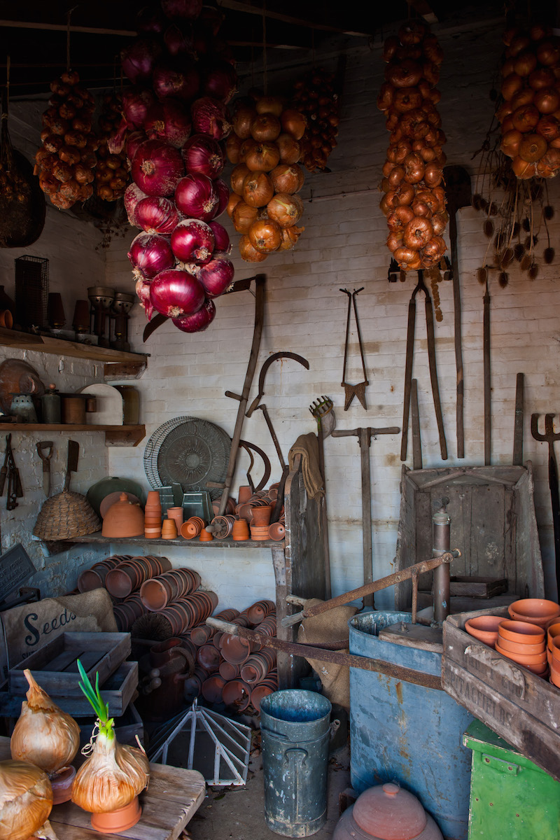 gcon.372 garden tool shed